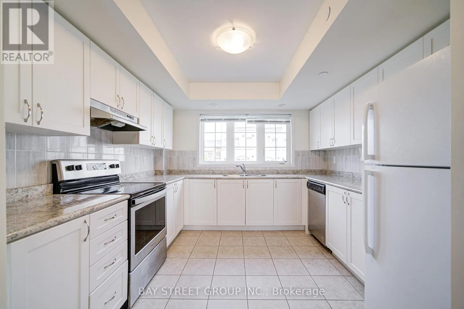 2653 EAGLESHAM PATH