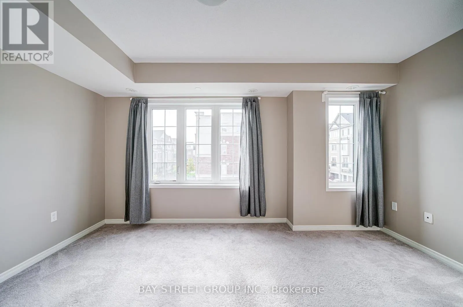 2653 EAGLESHAM PATH