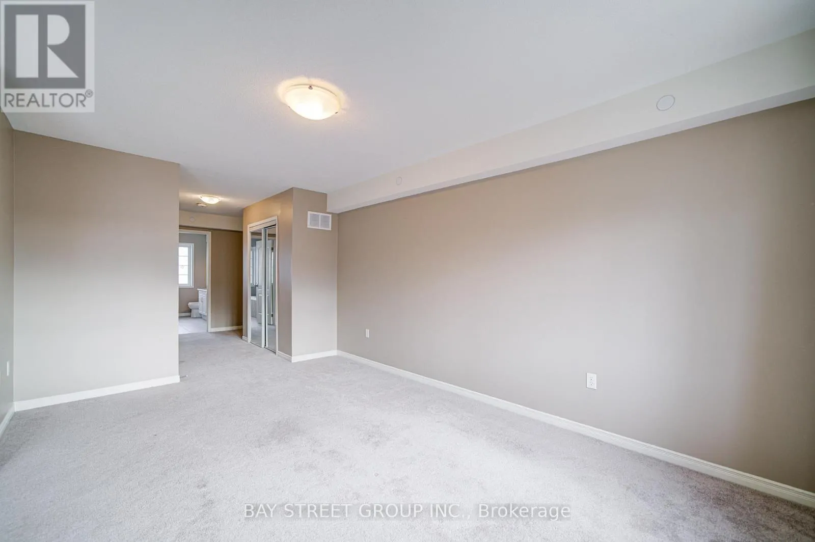 2653 EAGLESHAM PATH