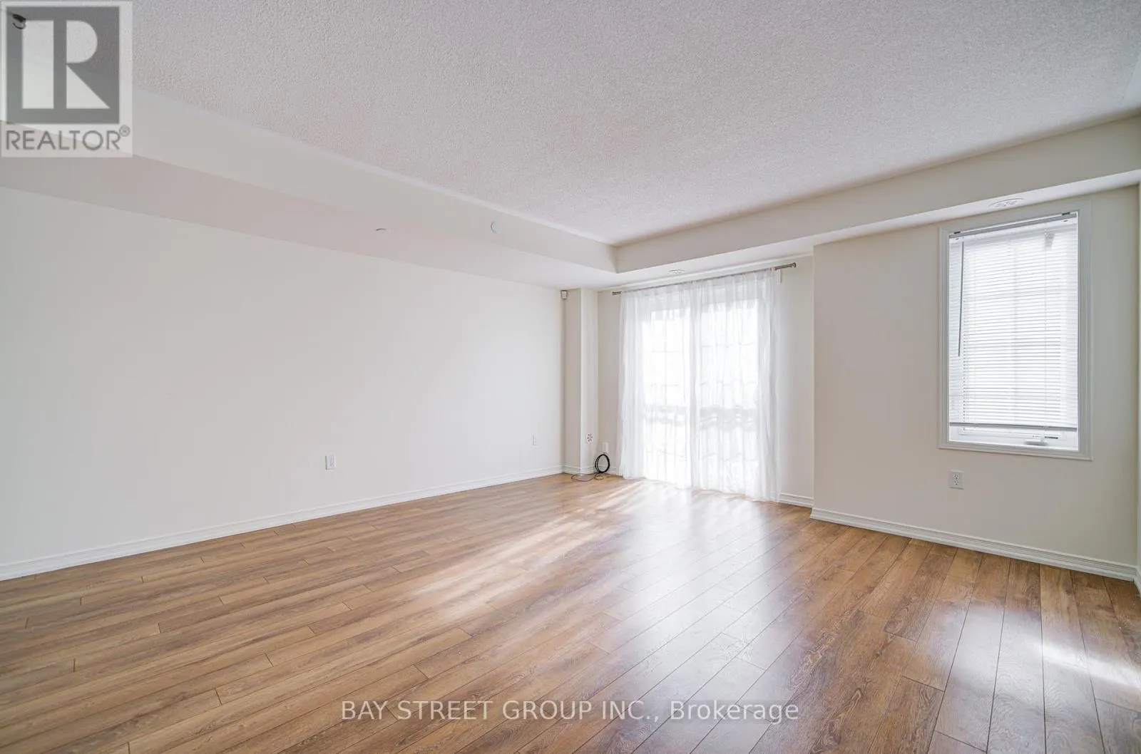 2653 EAGLESHAM PATH
