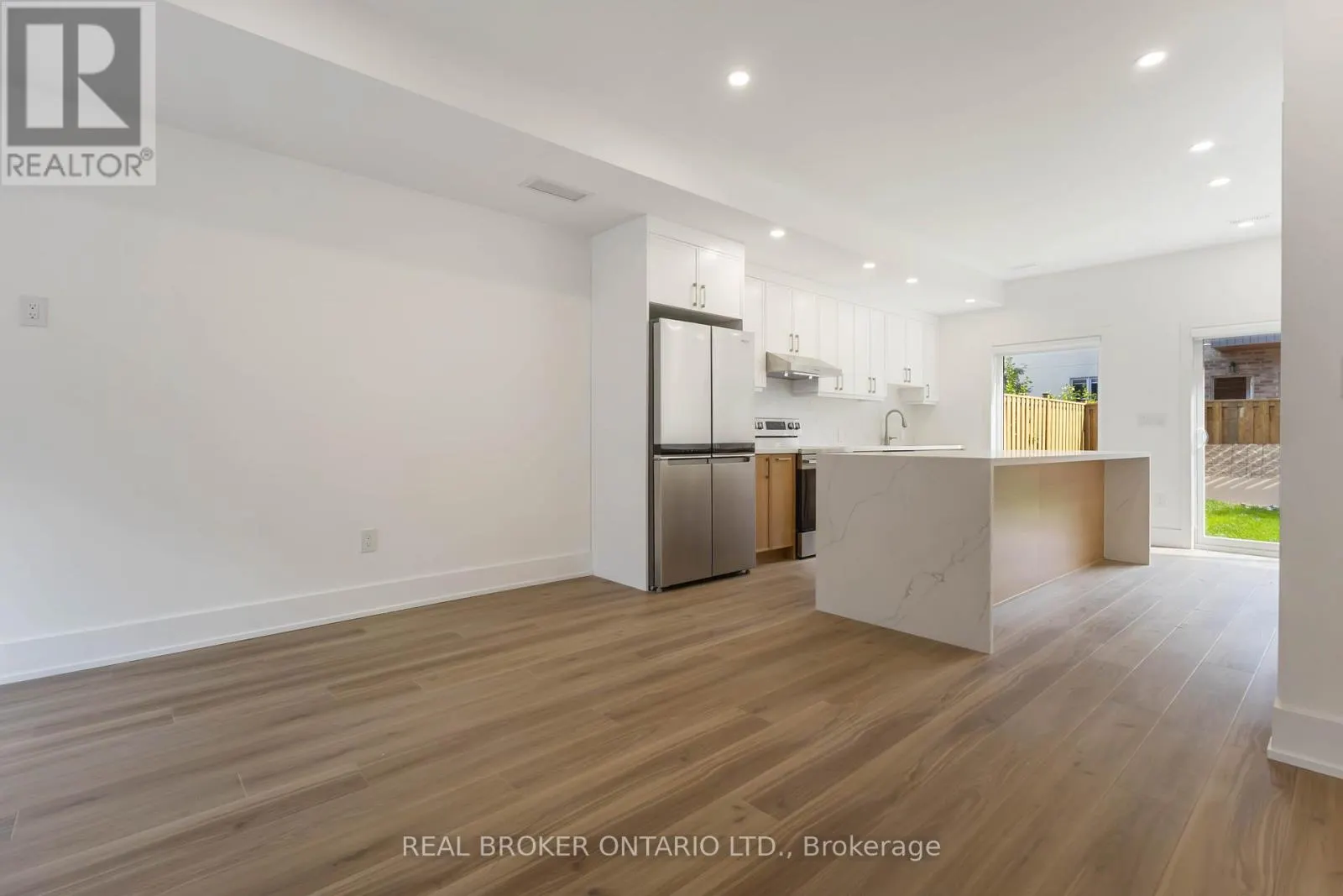 UNIT L - 72 JONES AVENUE