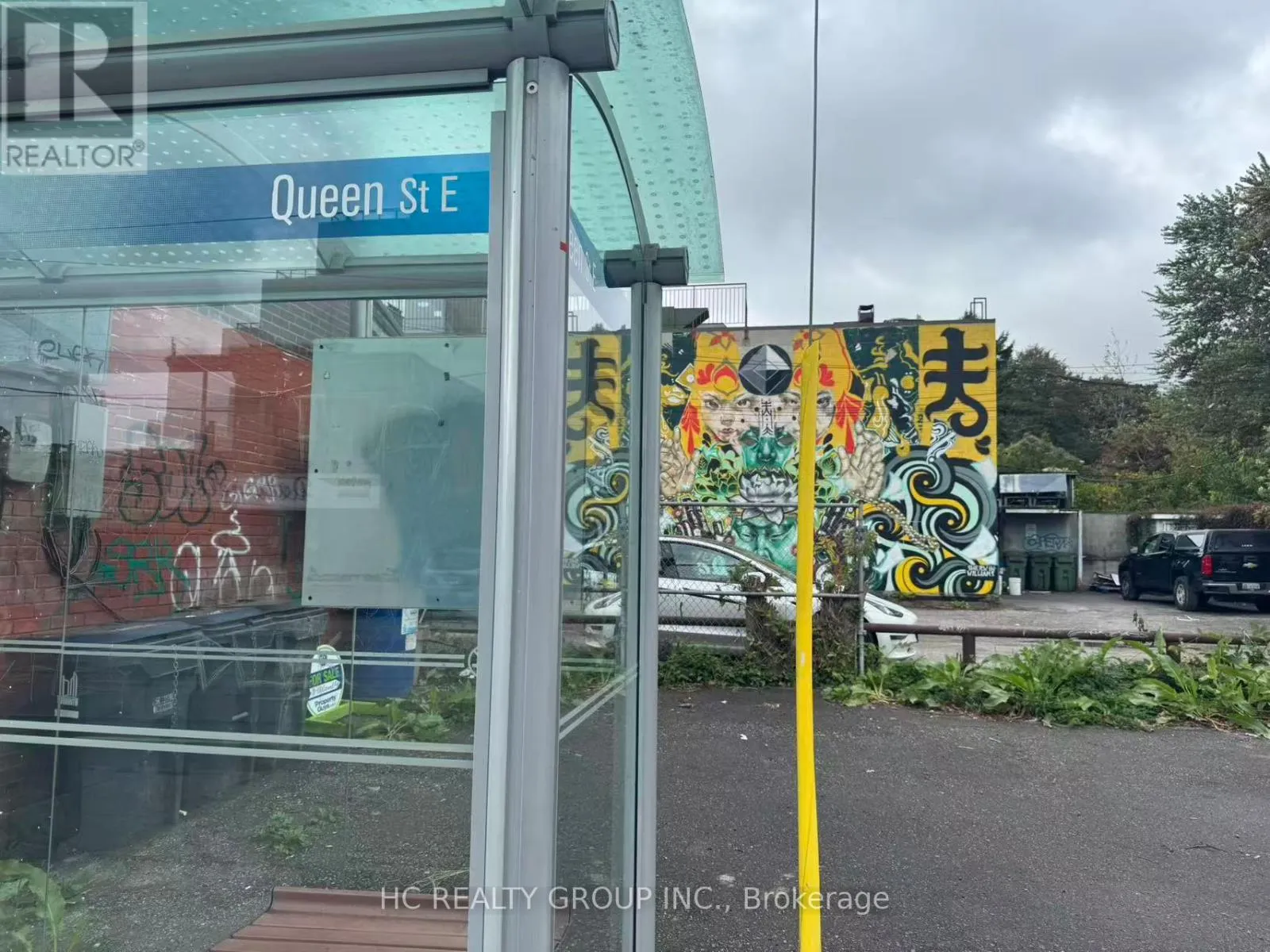 3 - 1606 QUEEN STREET