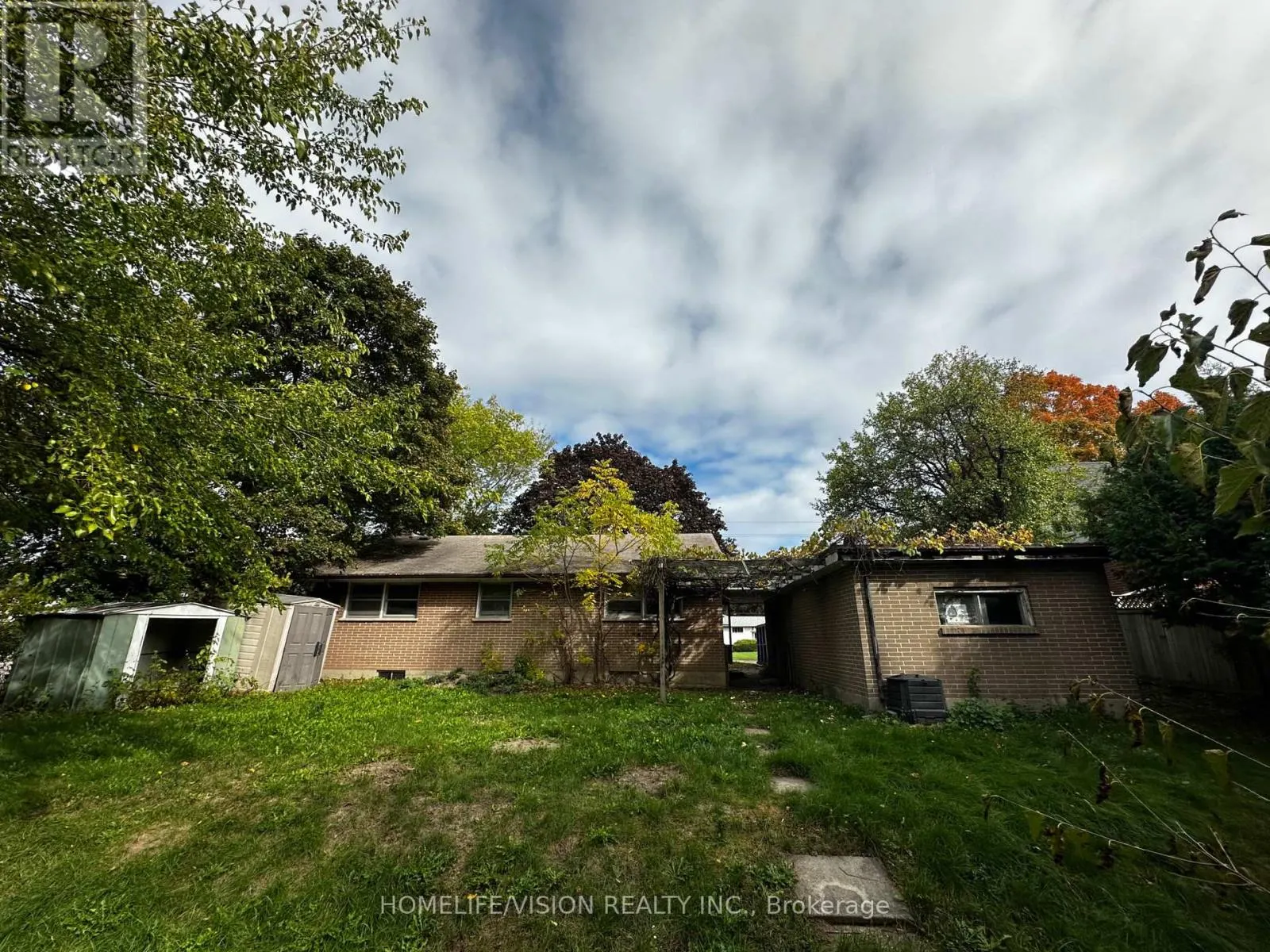 196 GARRARD ROAD