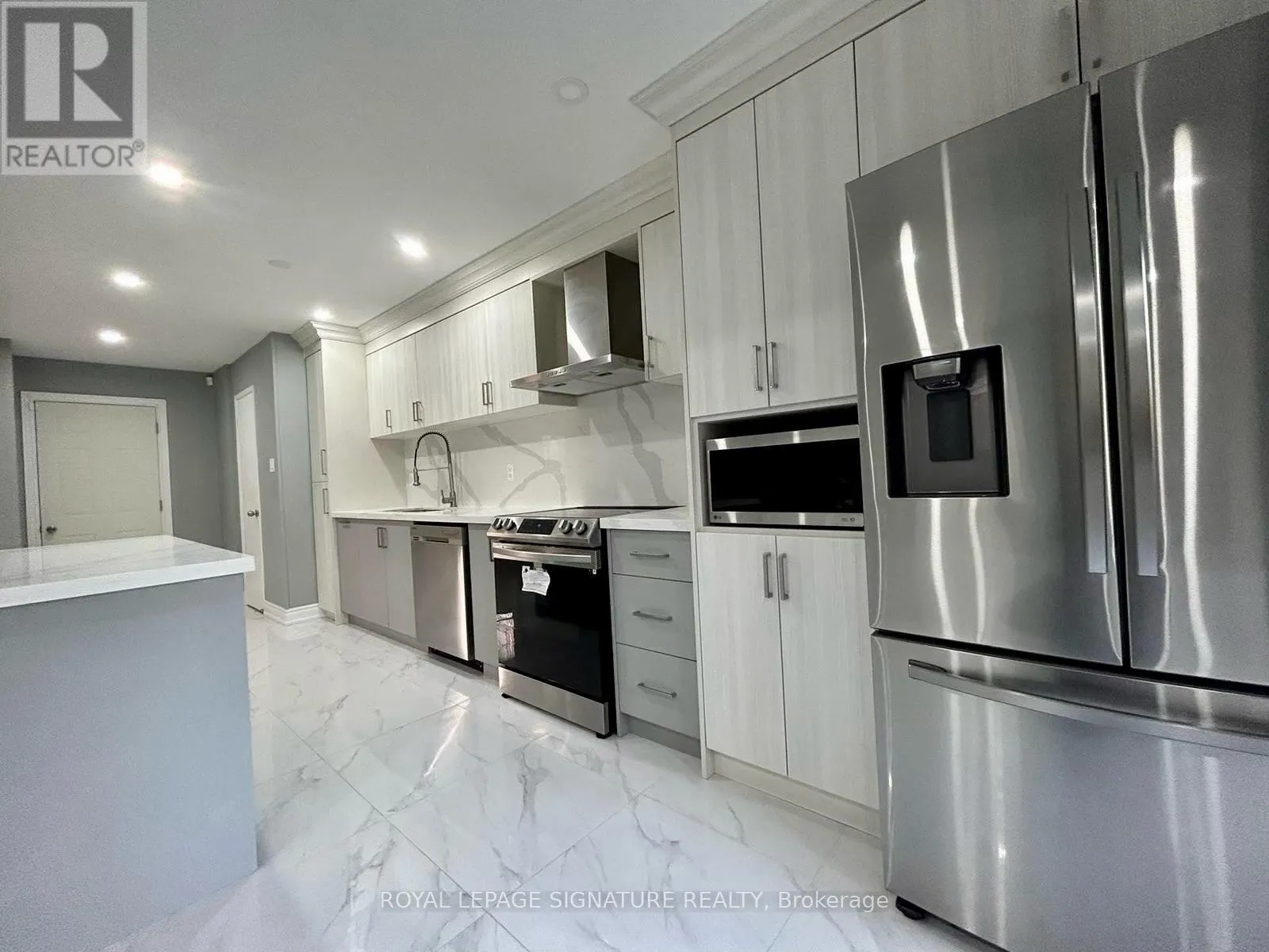 1176 BEAVER VALLEY CRESCENT
