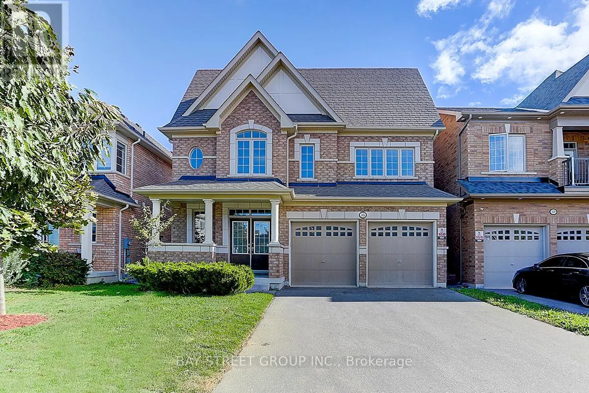 2433 EQUESTRIAN CRESCENT