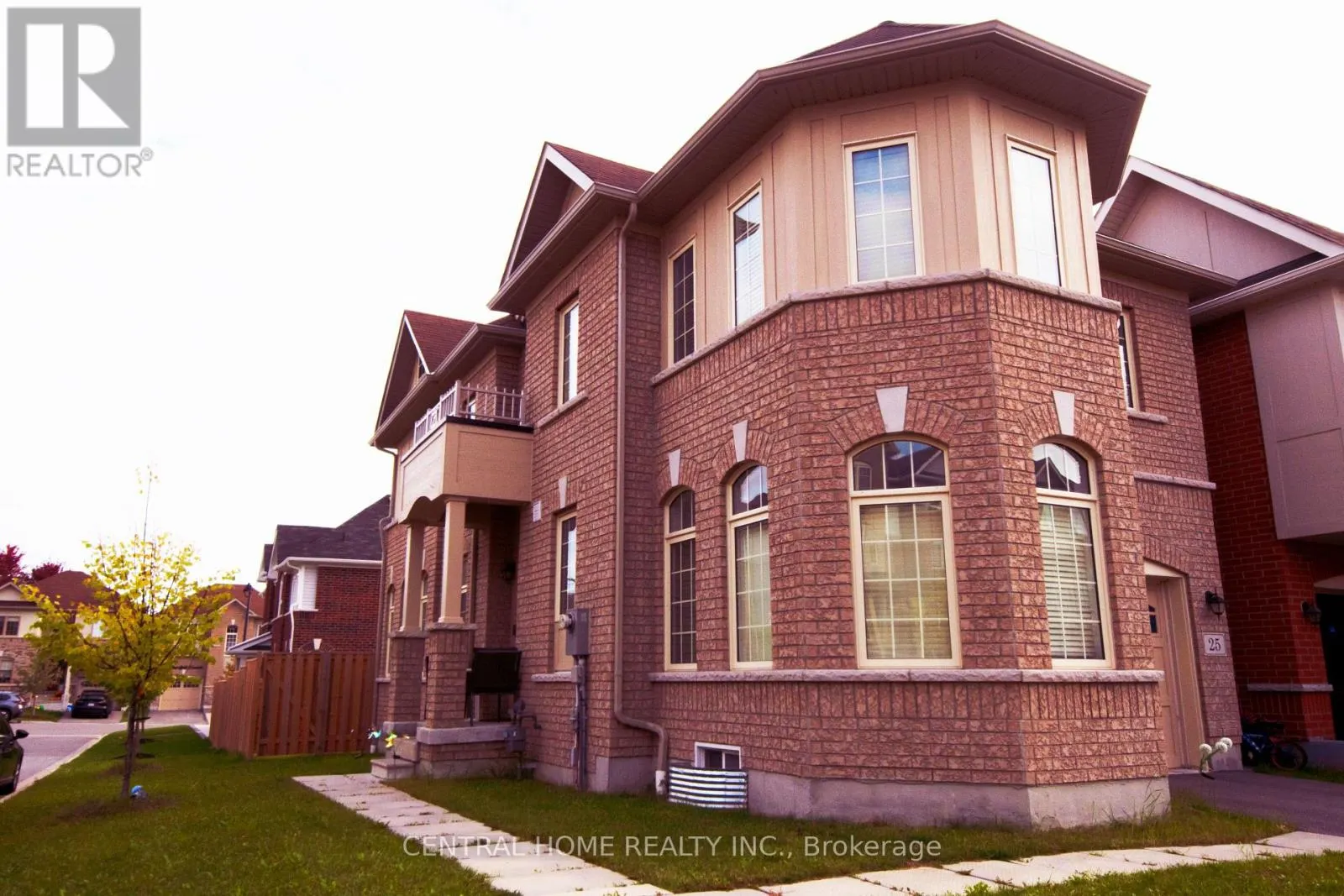 25 CAMILLERI ROAD
