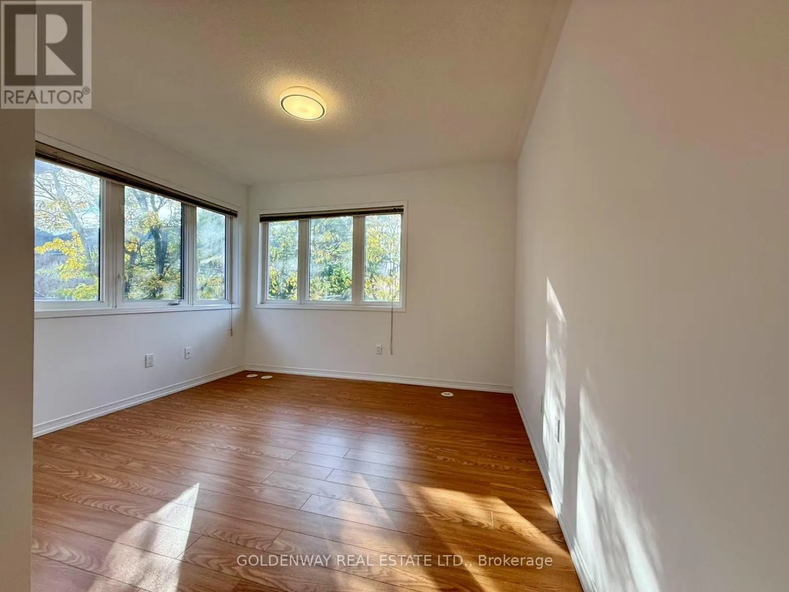 1210 - 29 ROSEBANK DRIVE