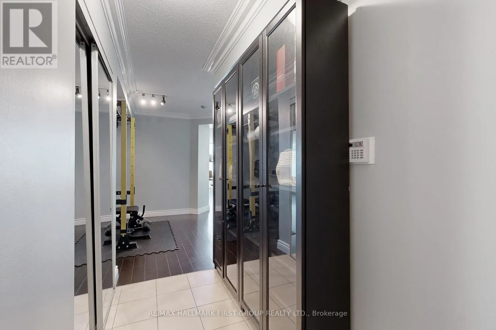 1520 - 88 CORPORATE DRIVE