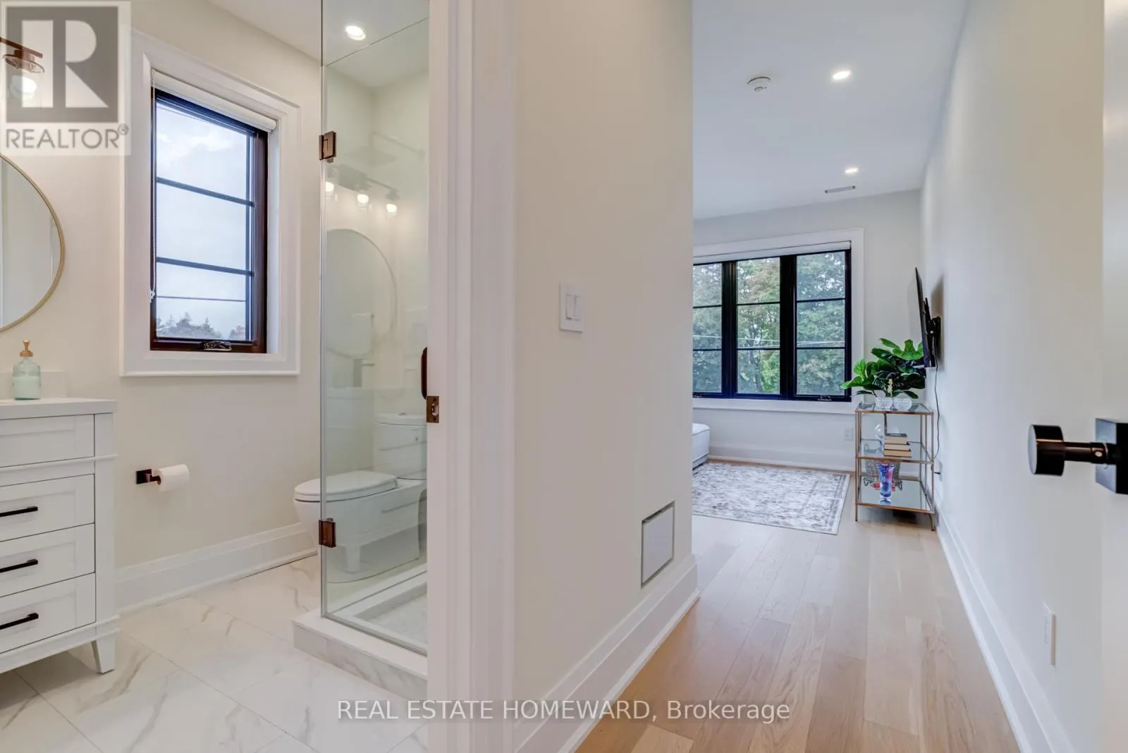 5 TAYLOR DRIVE