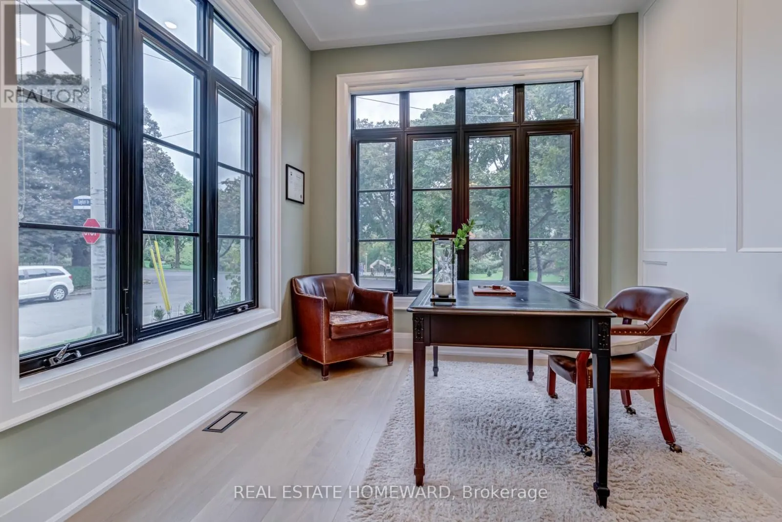 5 TAYLOR DRIVE