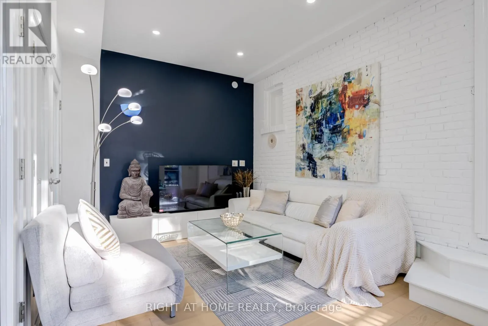 84 BOULTBEE AVENUE