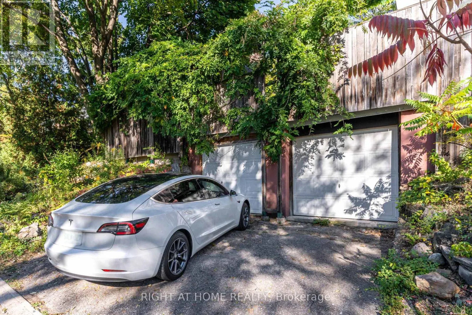 84 BOULTBEE AVENUE