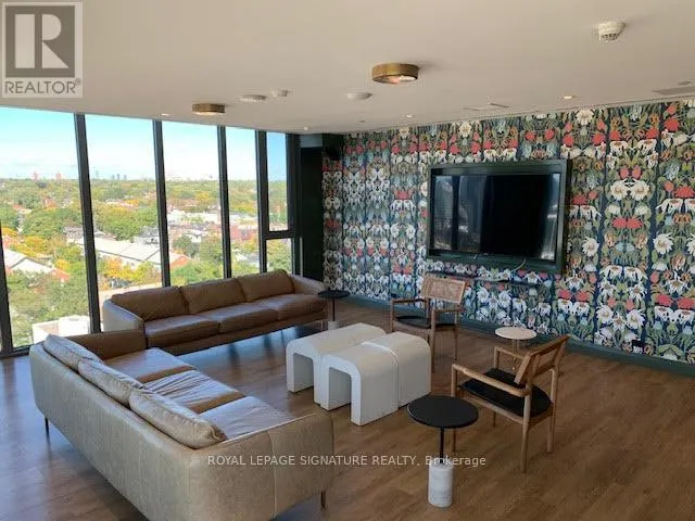1101 - 15 BASEBALL PLACE NE