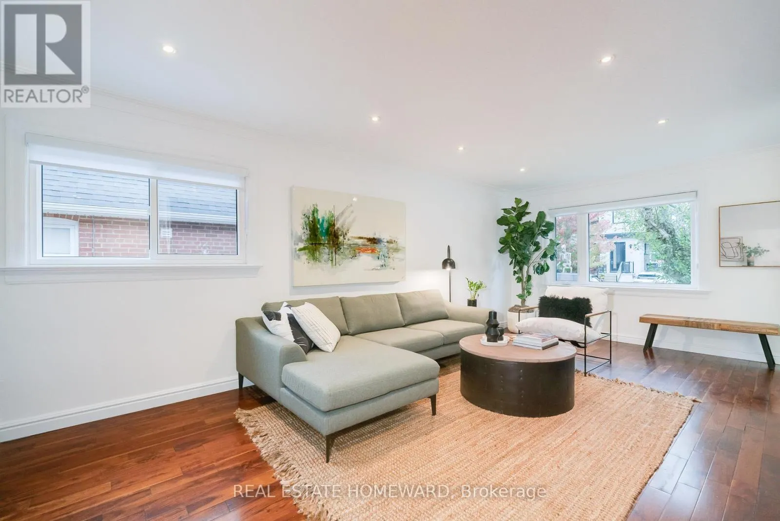 10 NORLONG BOULEVARD