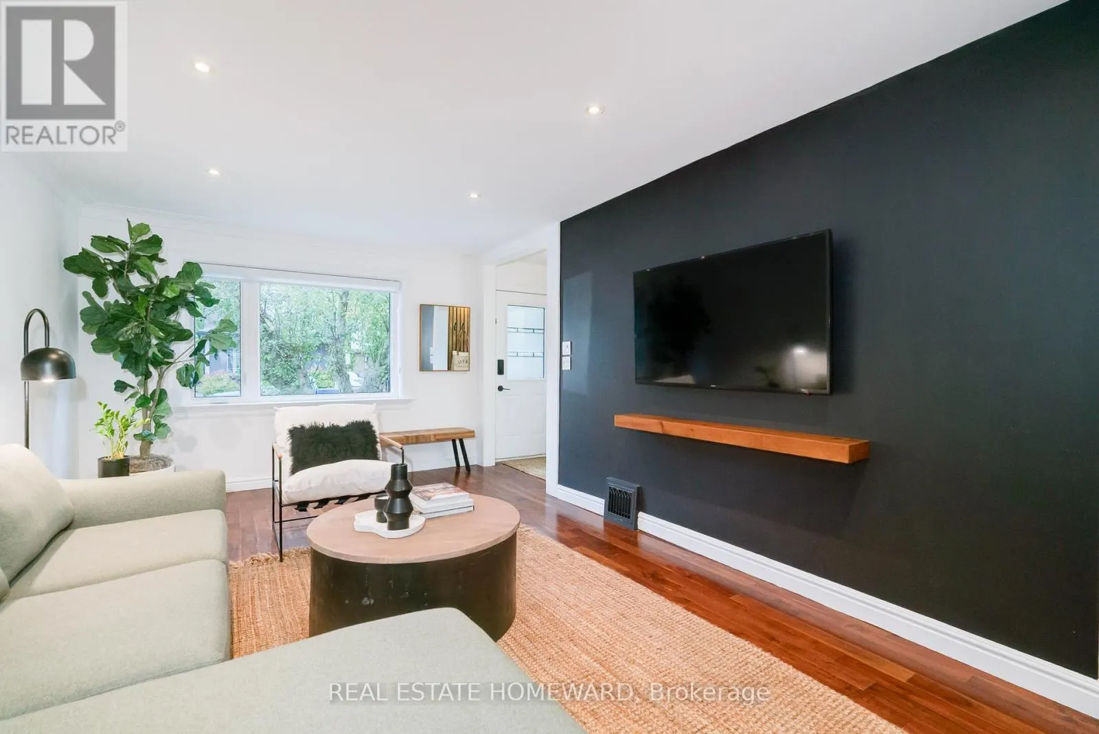 10 NORLONG BOULEVARD