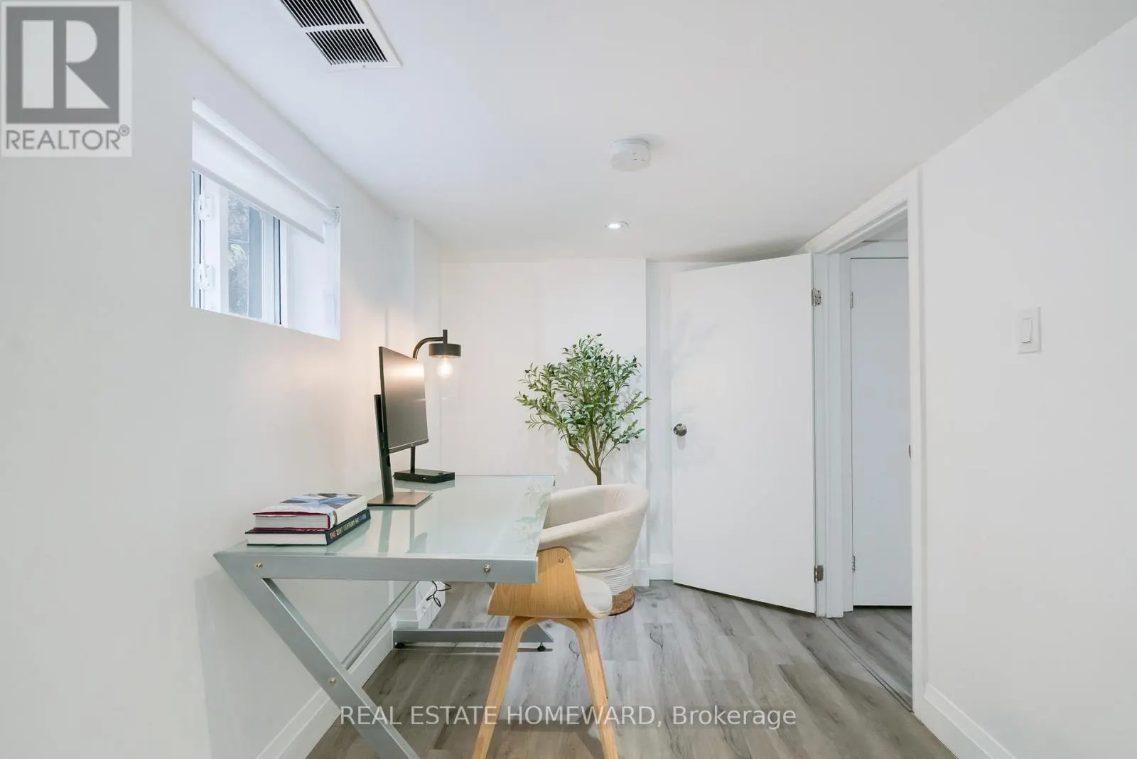 10 NORLONG BOULEVARD