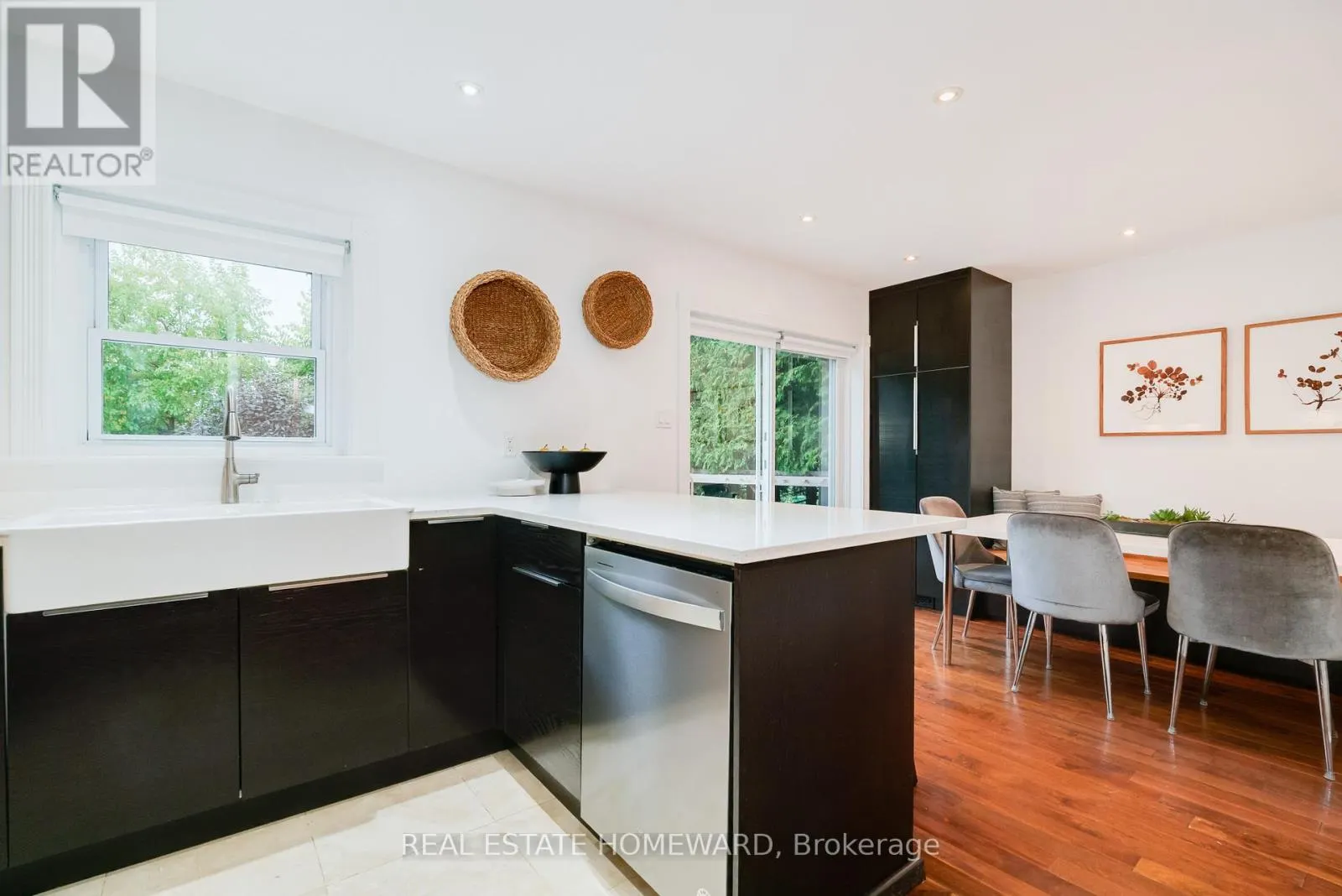 10 NORLONG BOULEVARD