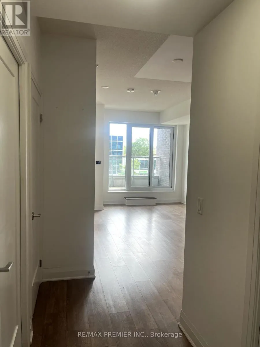 213 - 3220 SHEPPARD AVENUE E