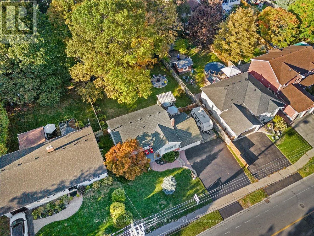 8 CONCESSION STREET E