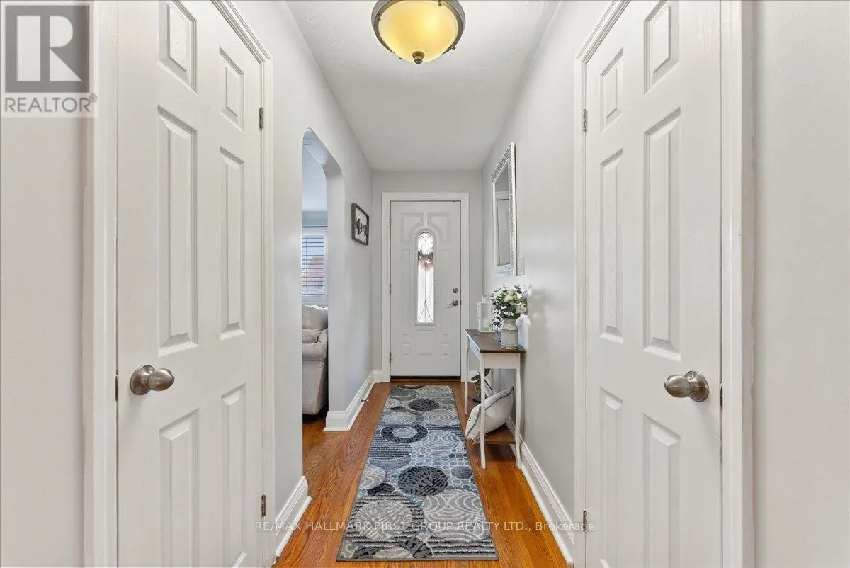 8 CONCESSION STREET E