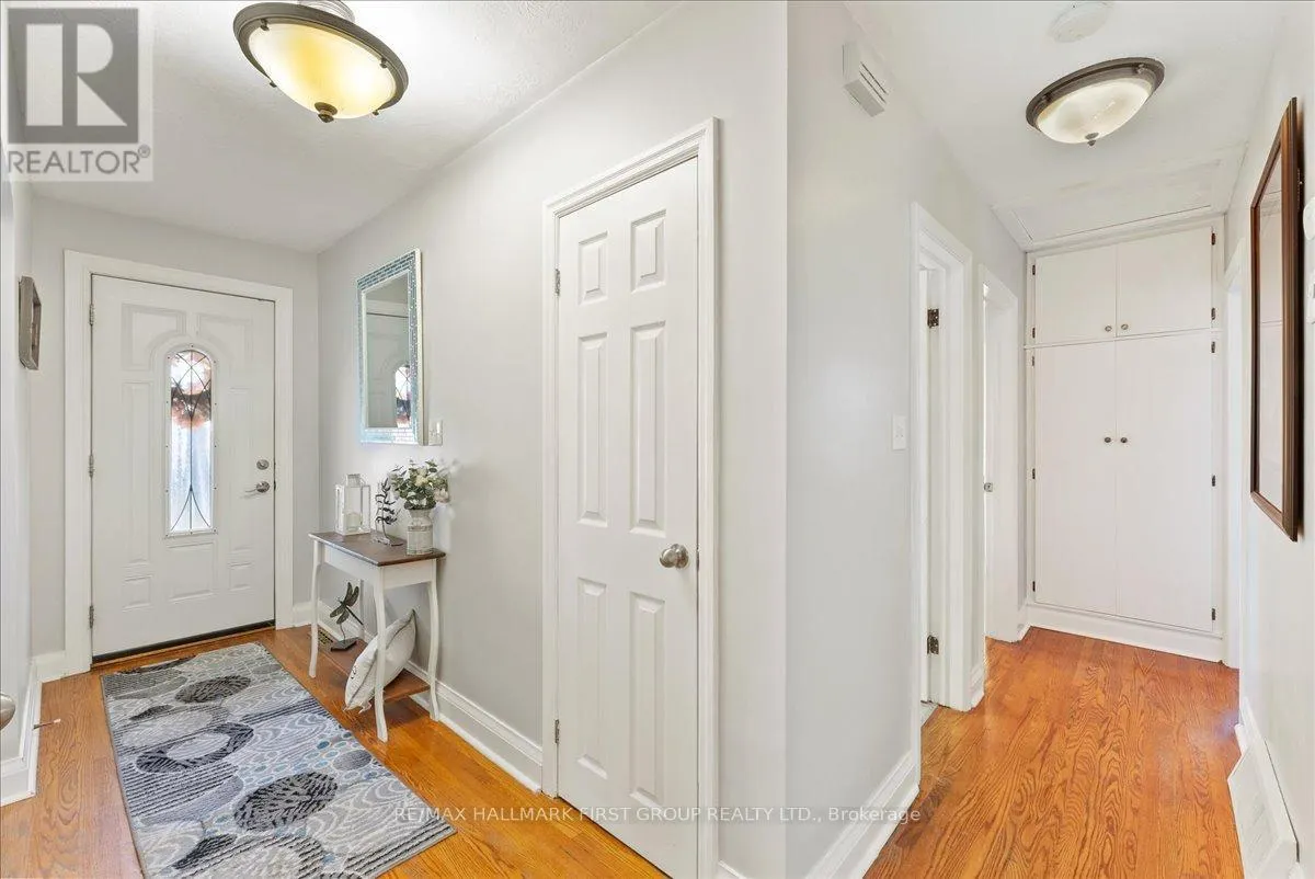 8 CONCESSION STREET E