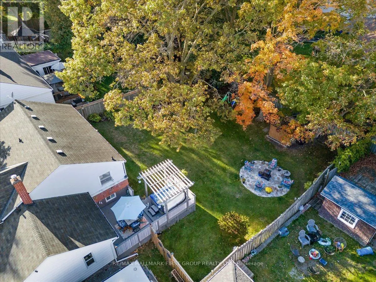 8 CONCESSION STREET E