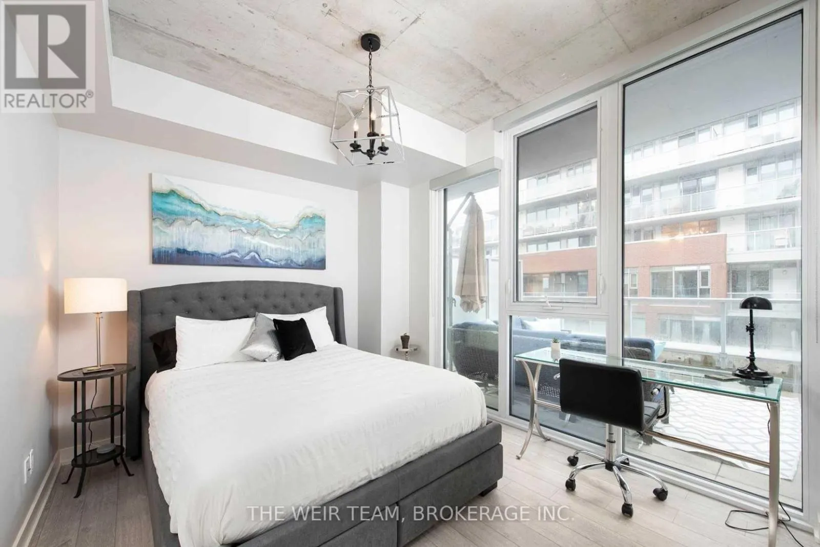 615 - 15 BASEBALL PLACE