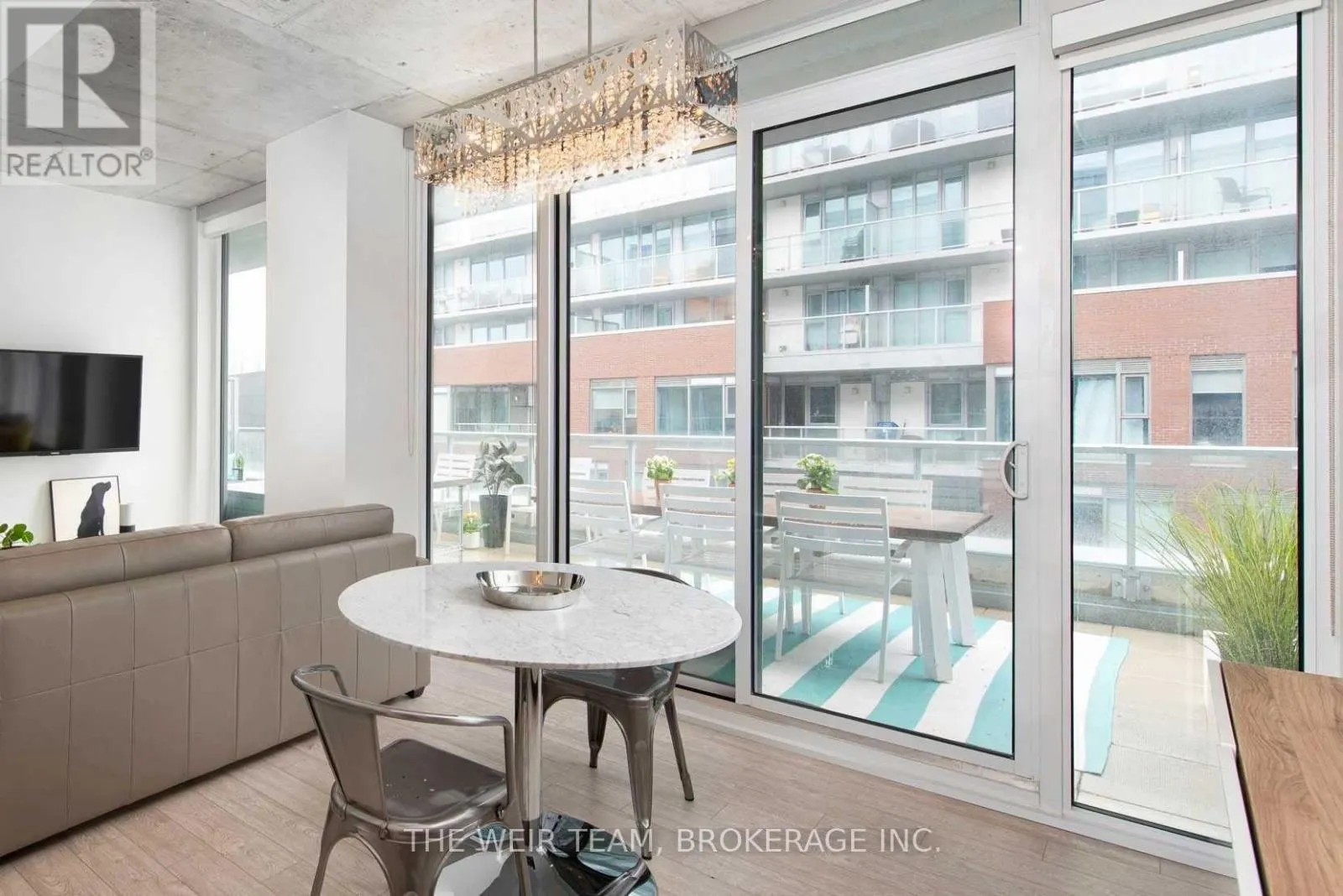 615 - 15 BASEBALL PLACE
