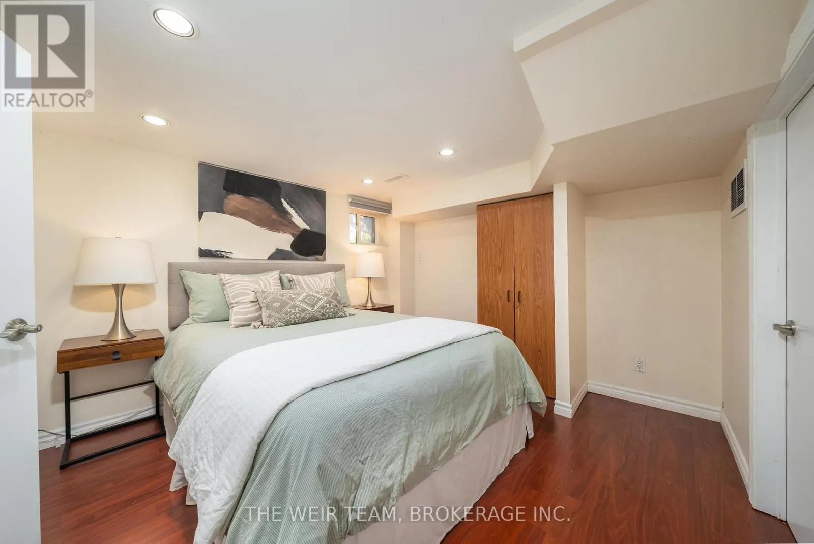 157 FERRIS ROAD