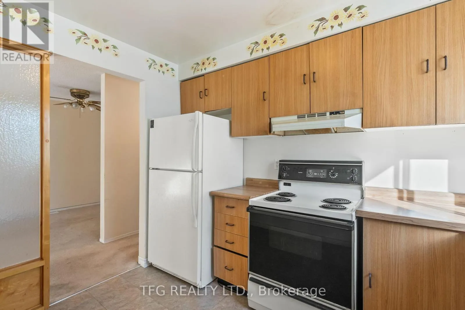 388 POMPANO COURT