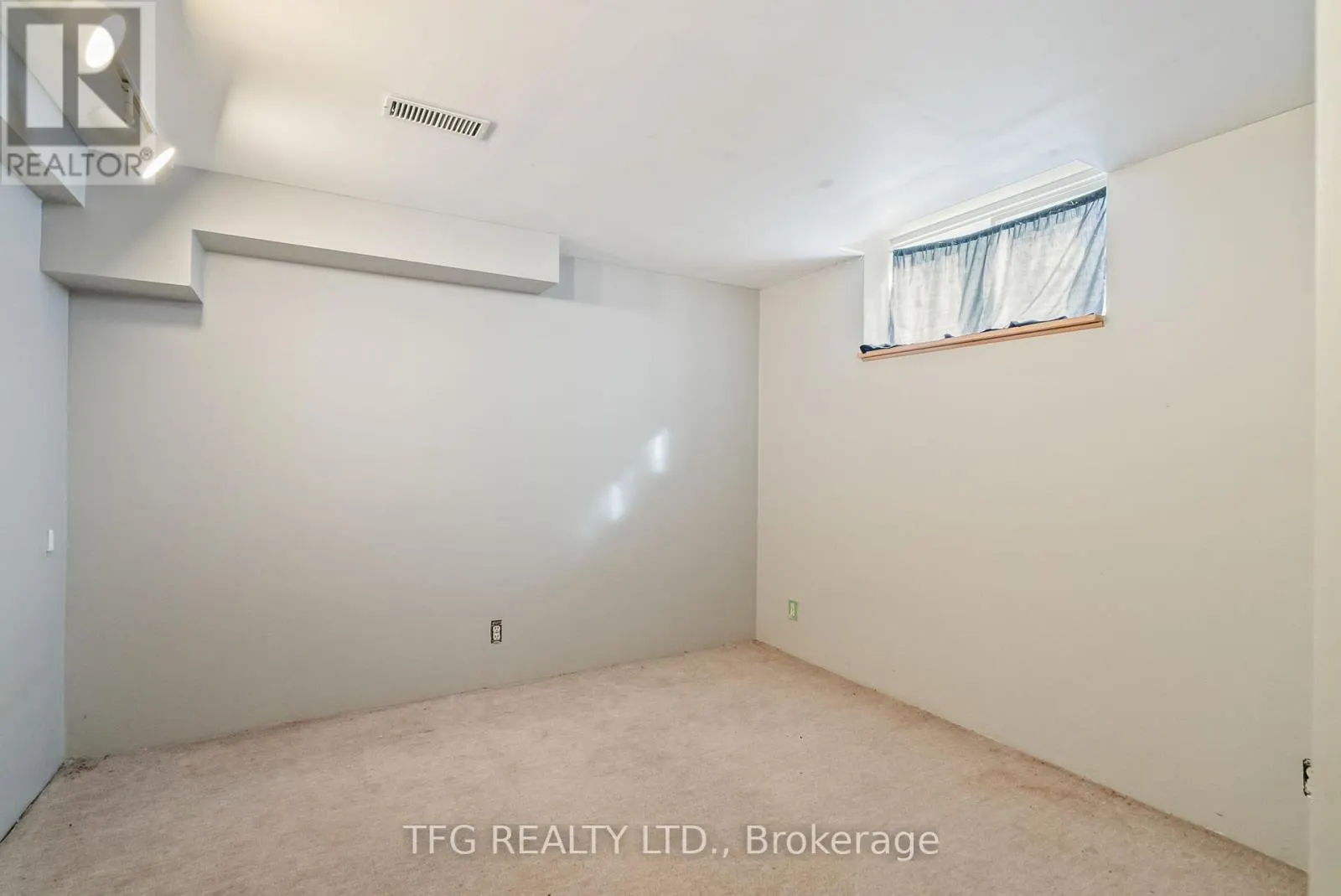 388 POMPANO COURT