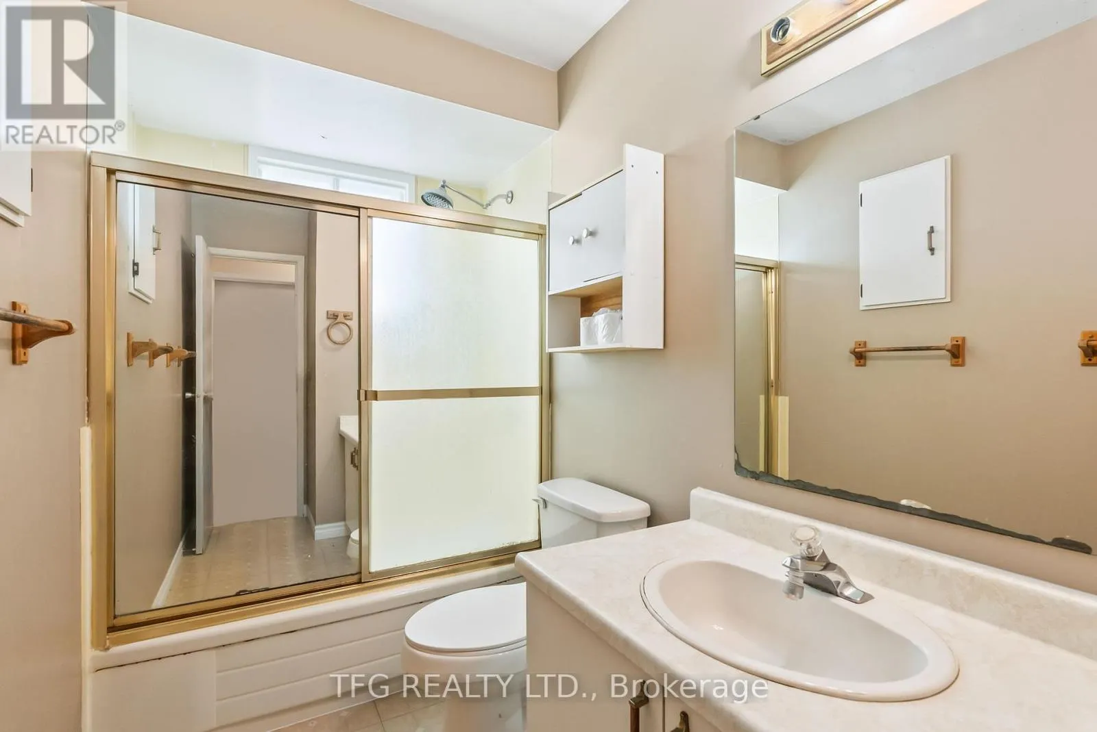 388 POMPANO COURT