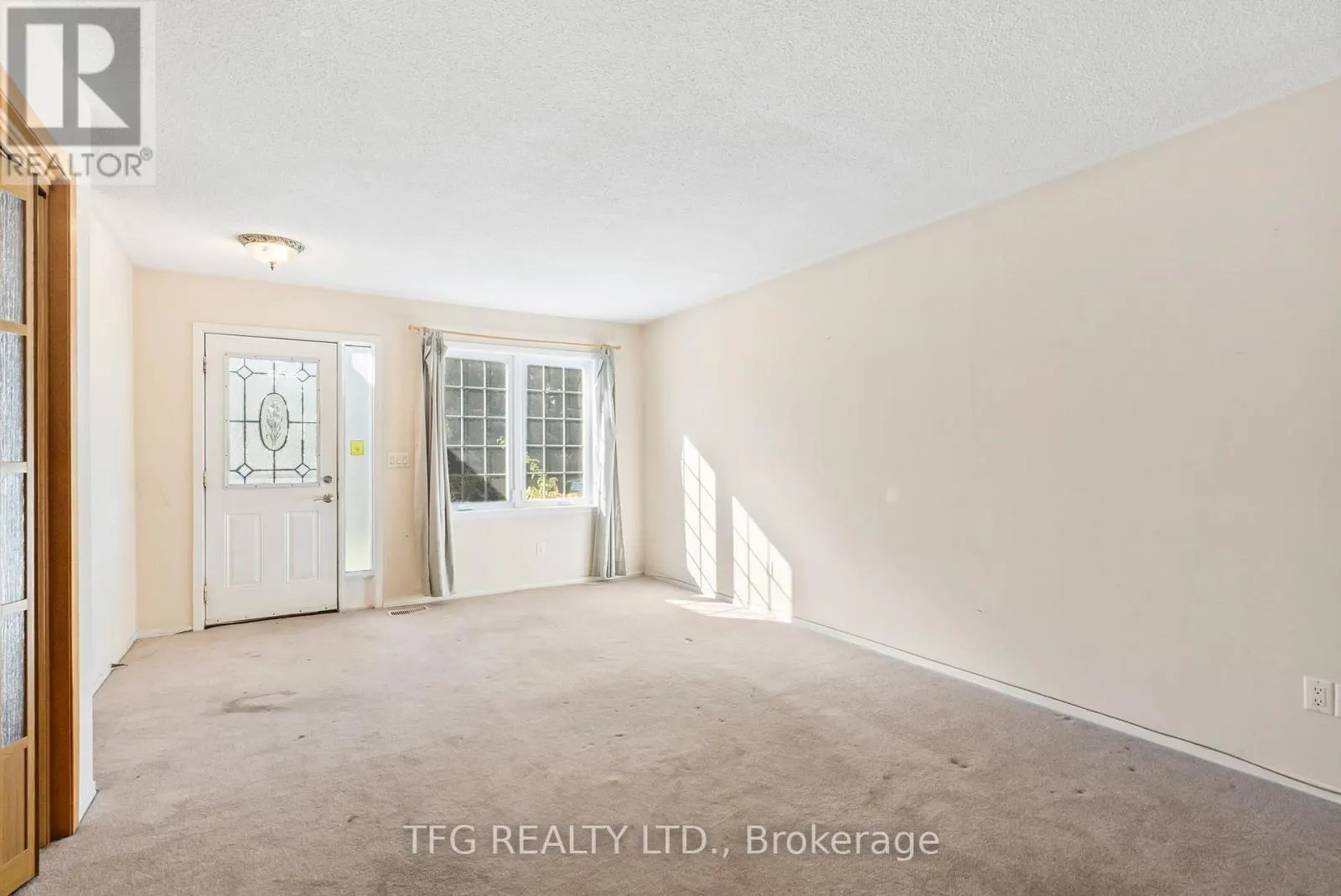 388 POMPANO COURT