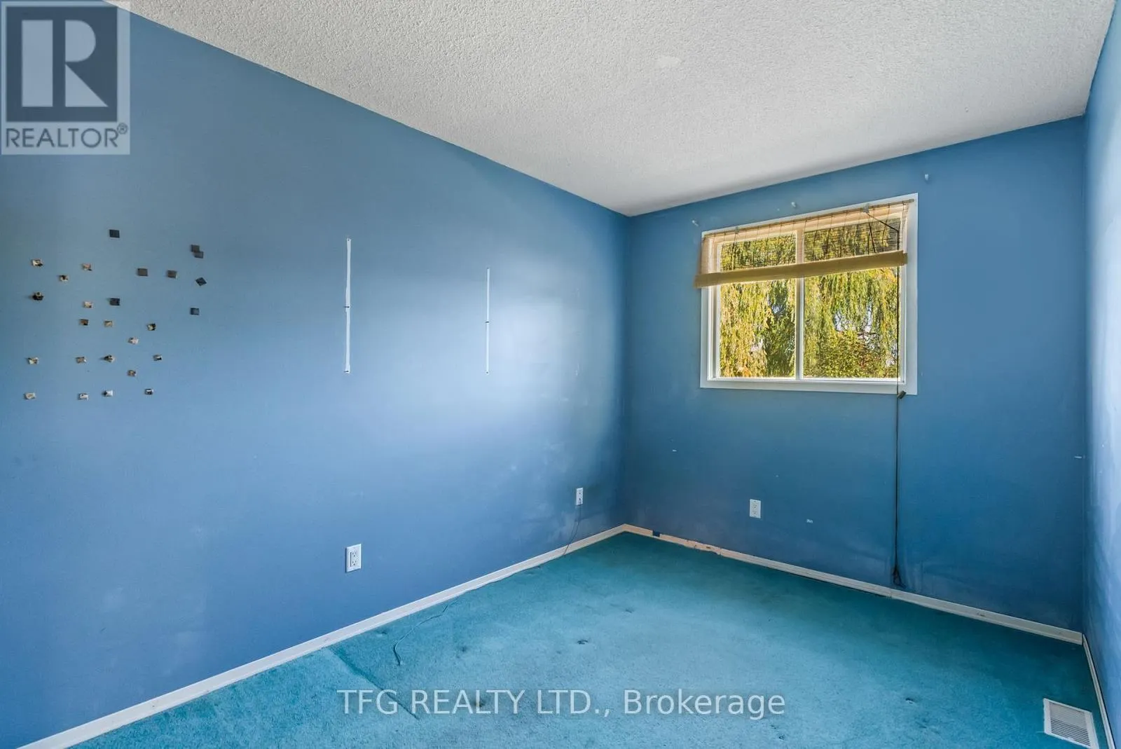 388 POMPANO COURT