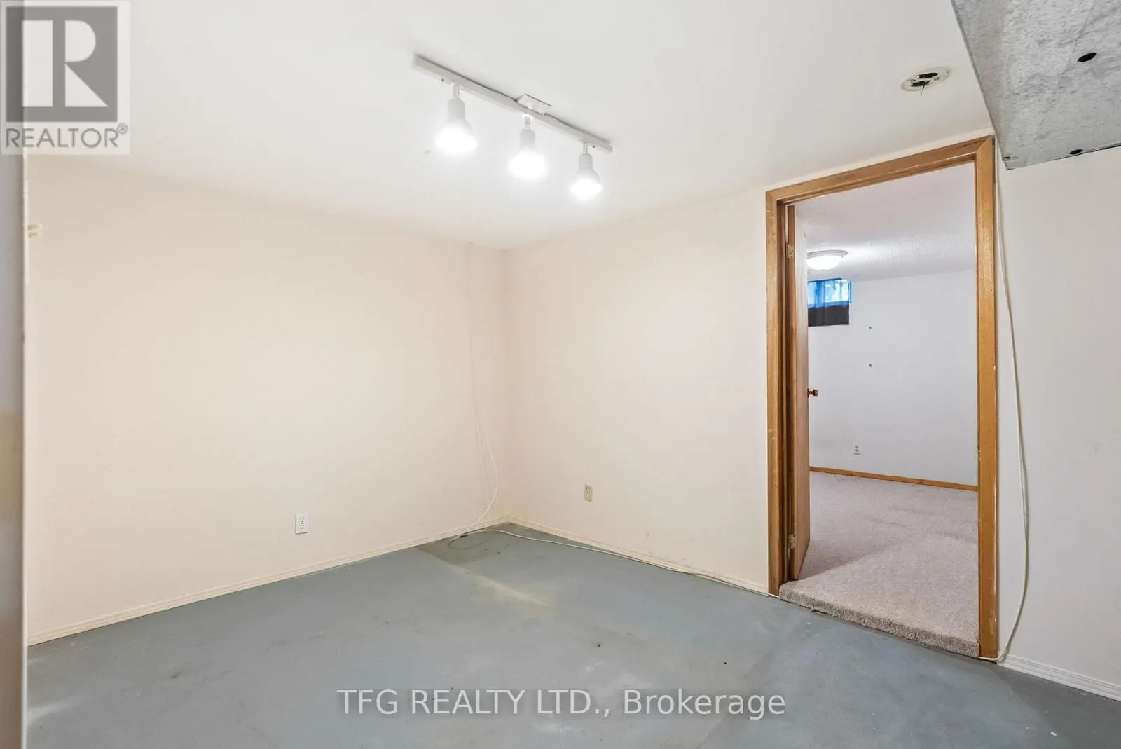 388 POMPANO COURT