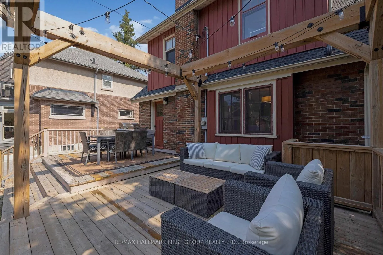 456 MARY STREET N