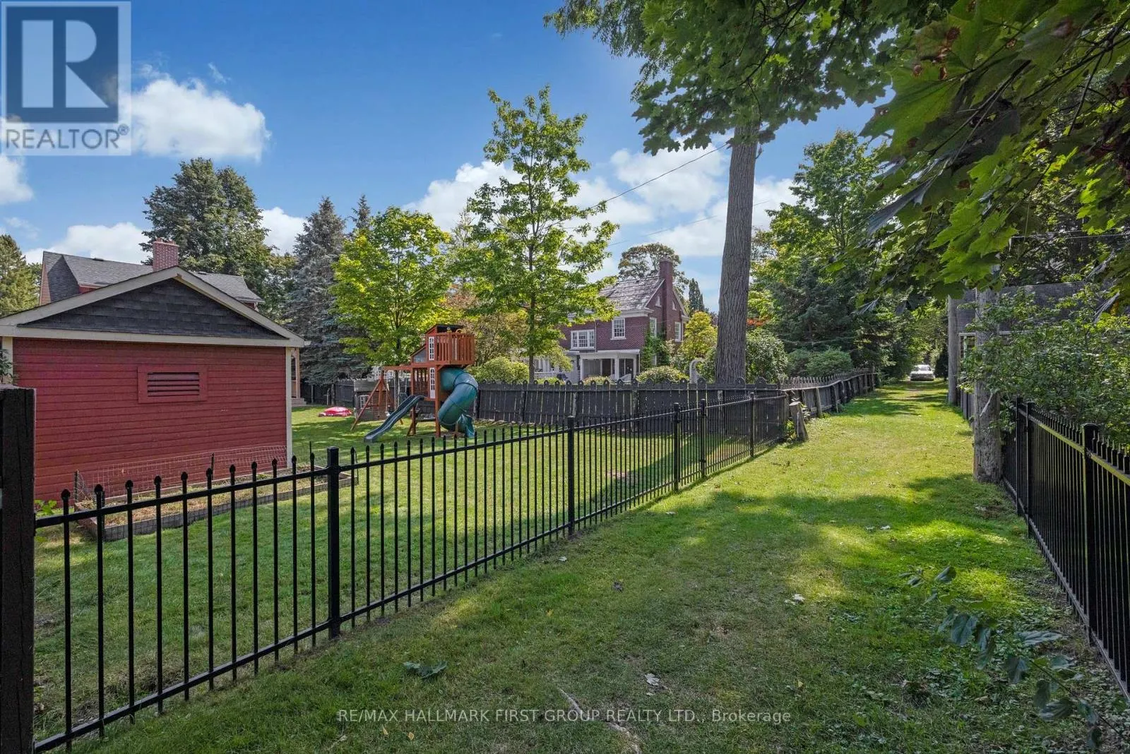 456 MARY STREET N