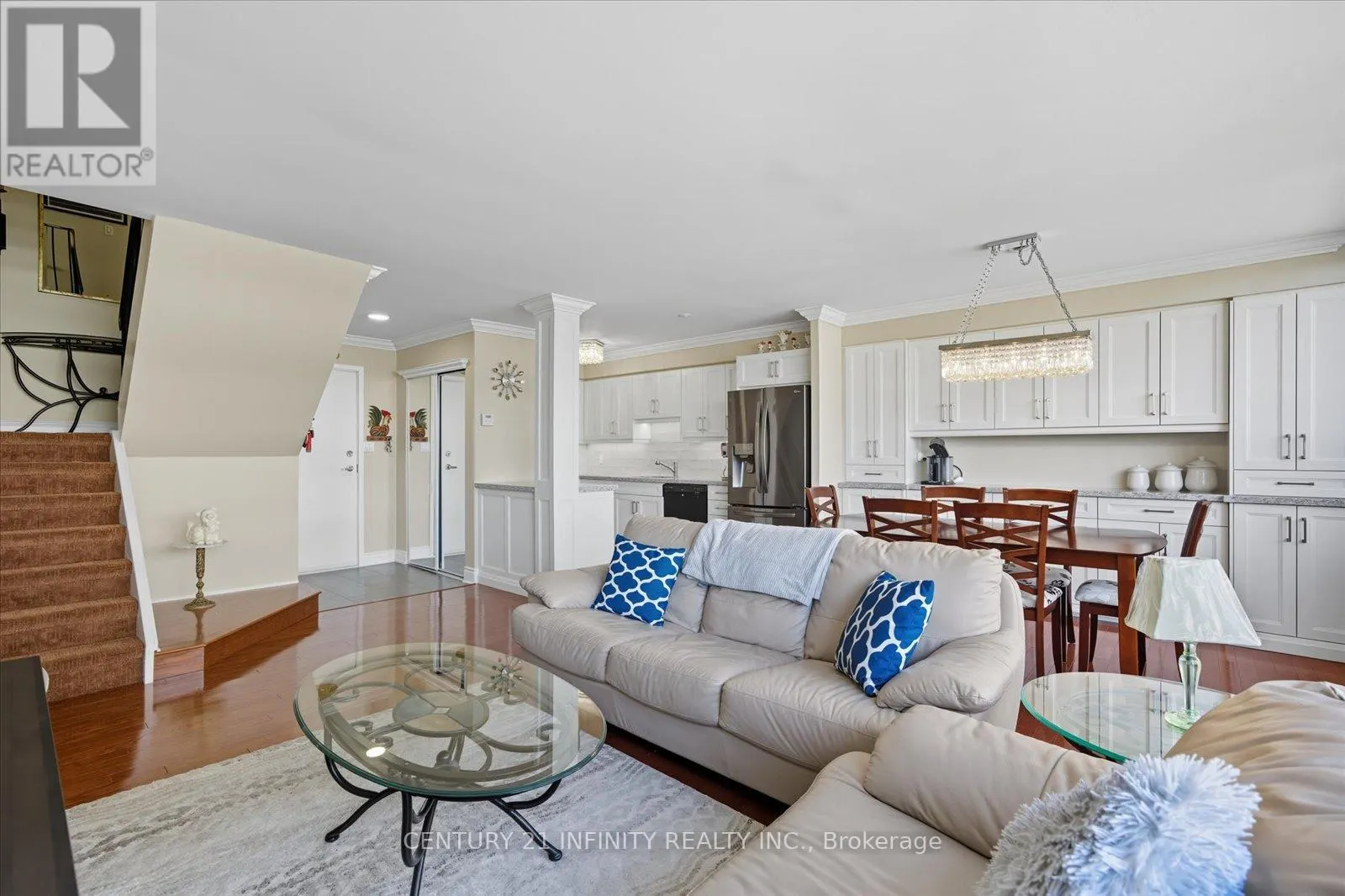 635 - 50 RICHMOND STREET E, #635