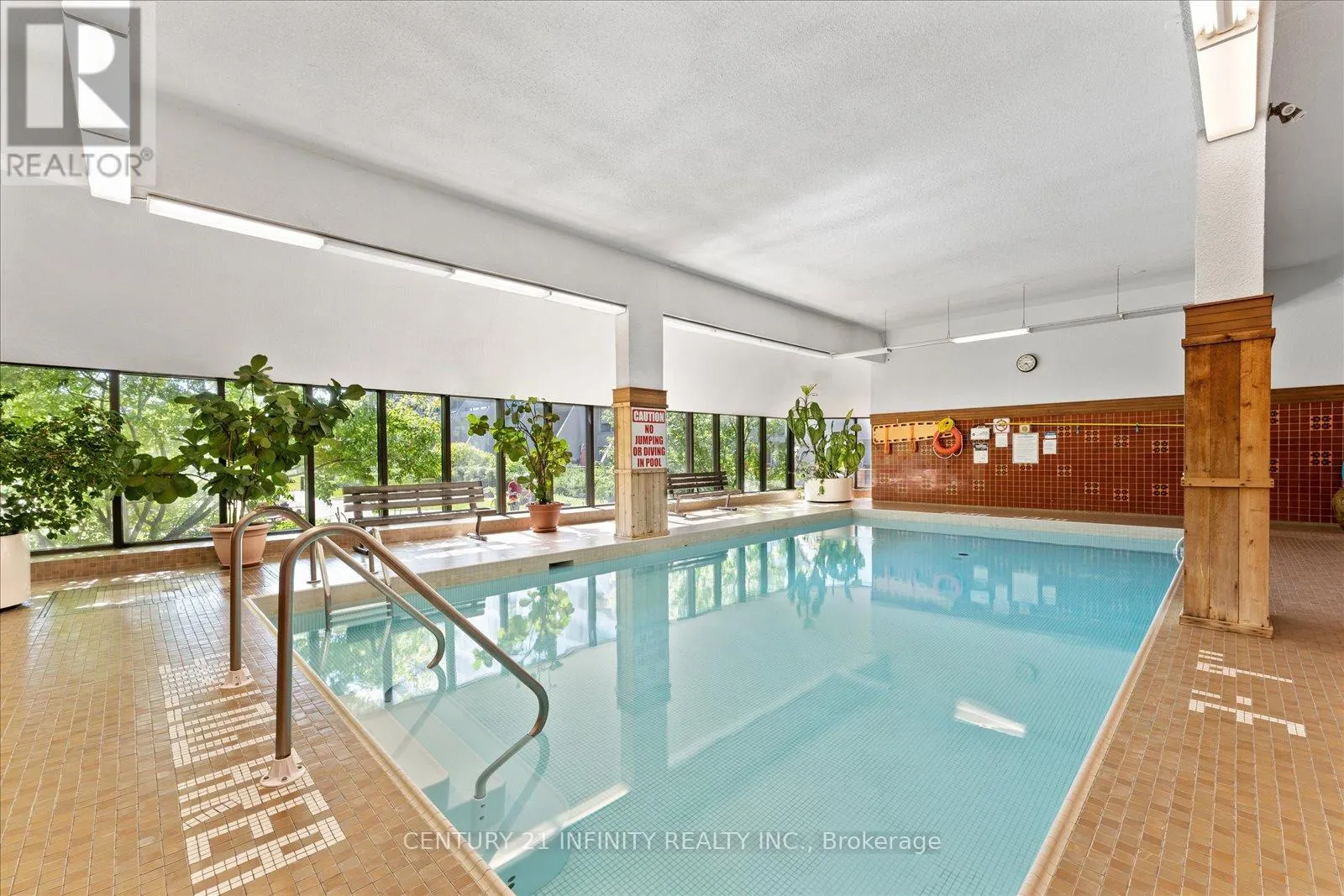 635 - 50 RICHMOND STREET E, #635