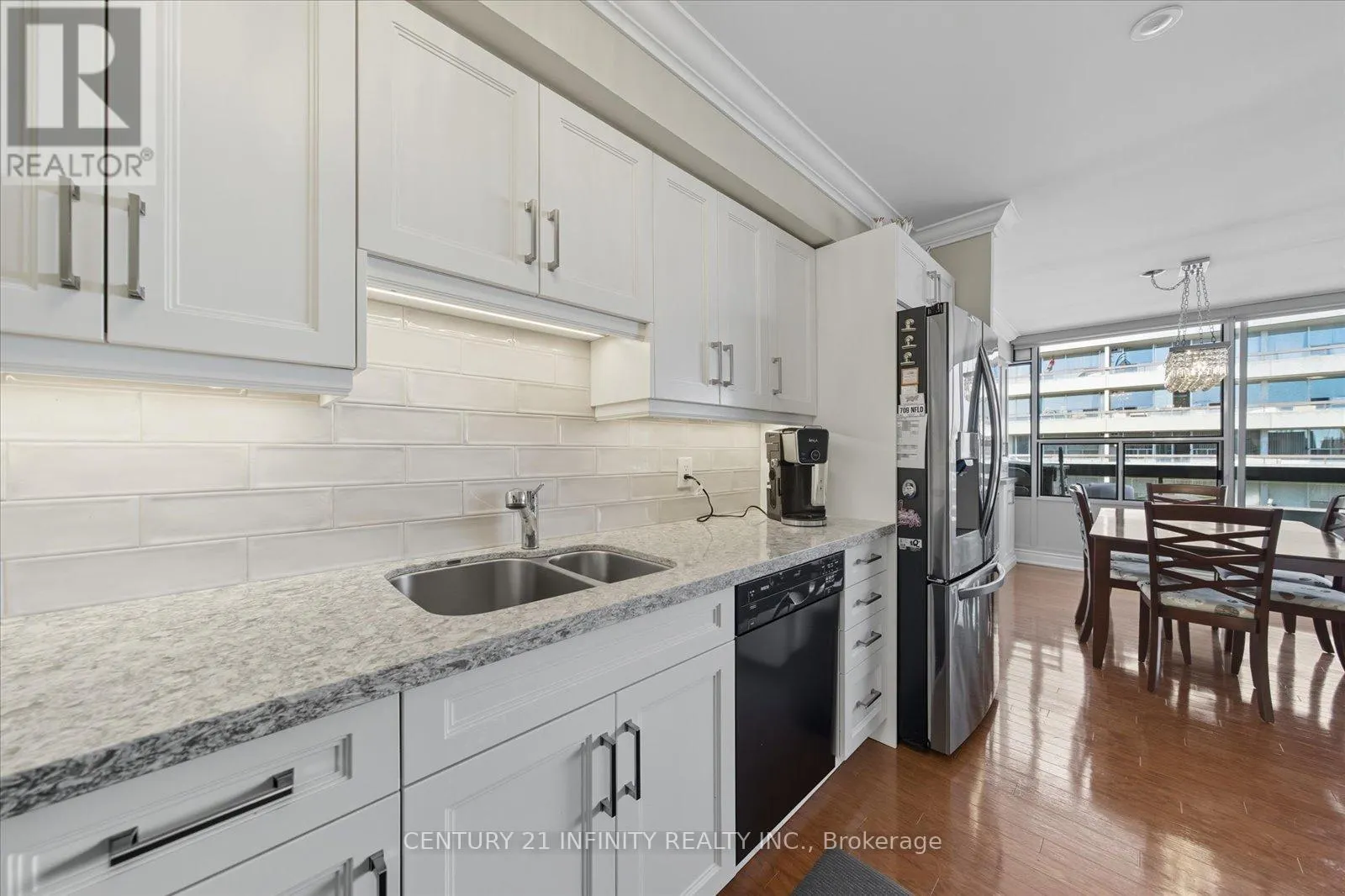 635 - 50 RICHMOND STREET E, #635