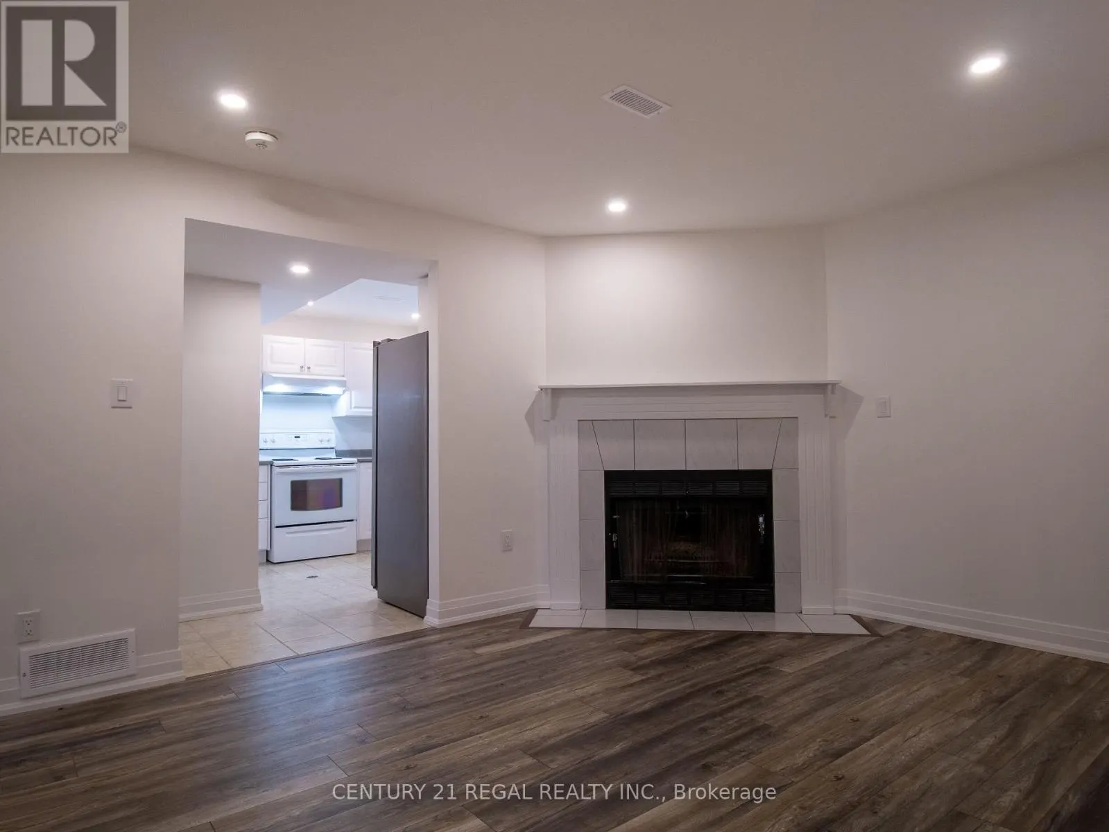 LOWER - 47 LIMESTONE CRESCENT