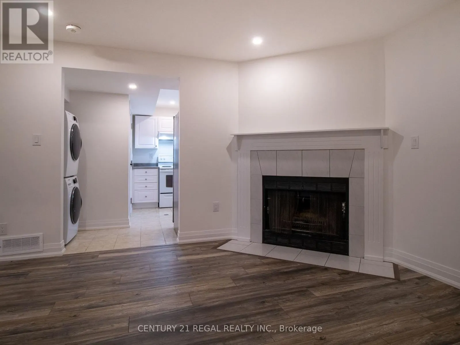 LOWER - 47 LIMESTONE CRESCENT