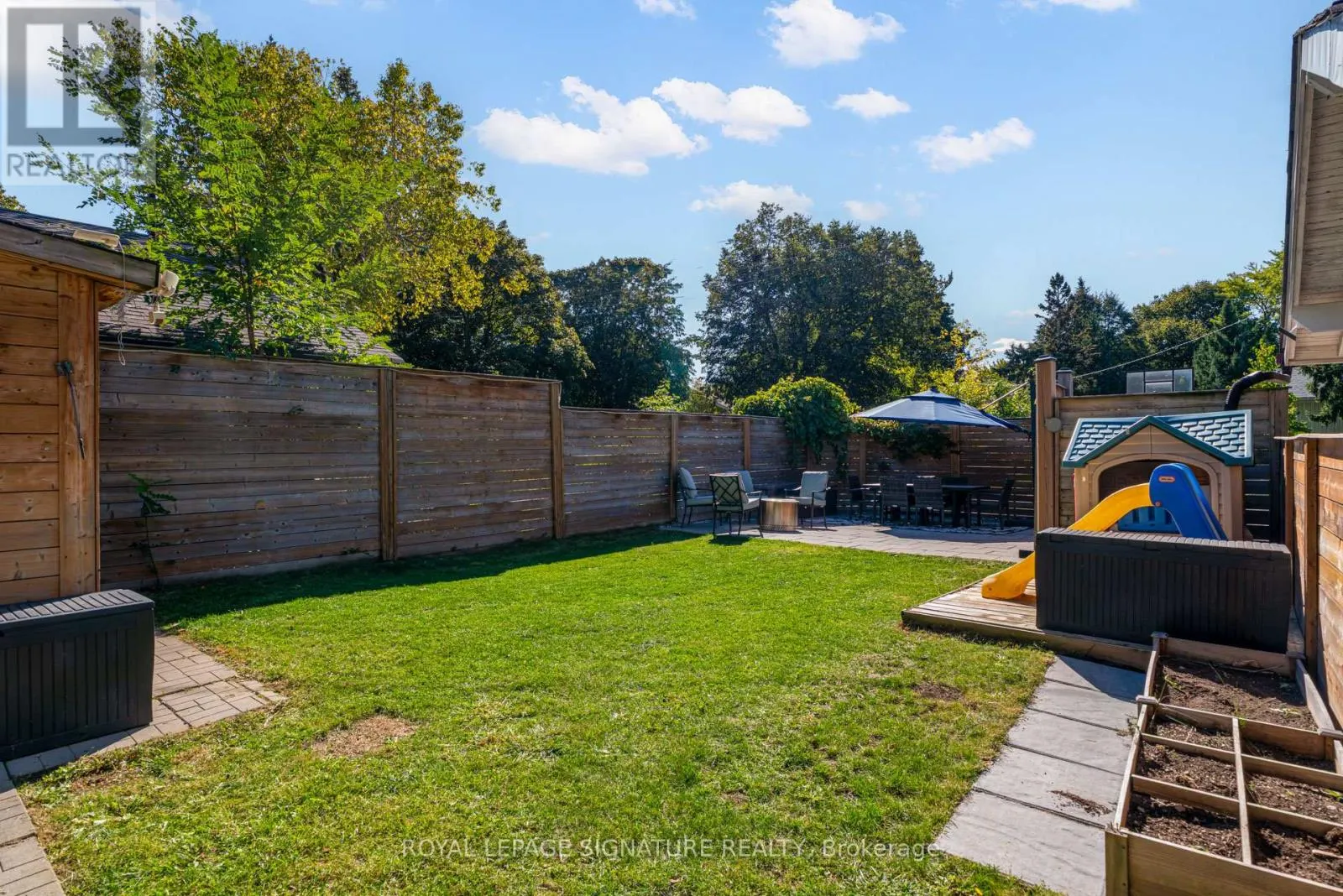 57 MUNSON CRESCENT