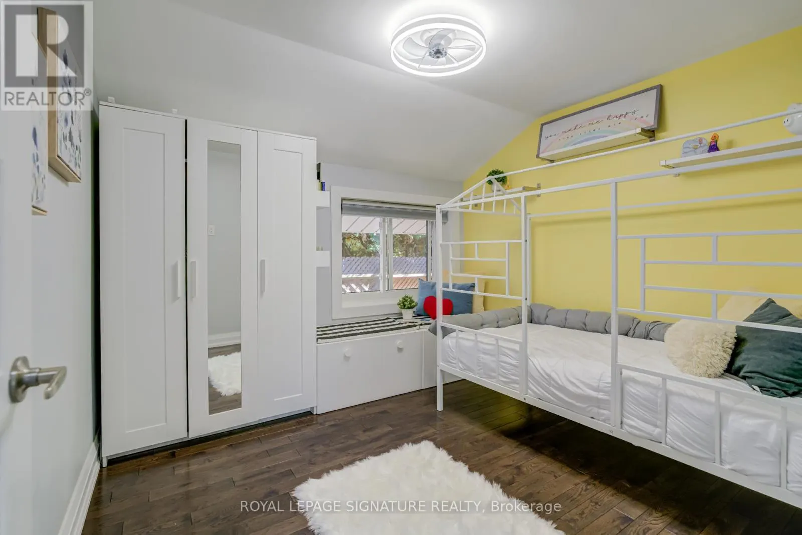 57 MUNSON CRESCENT