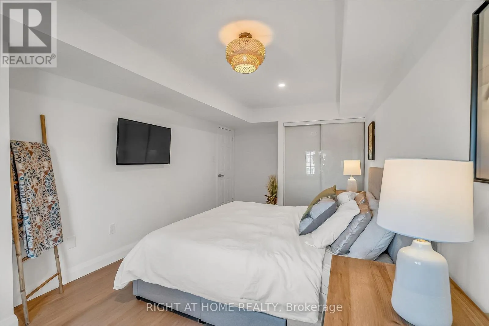 2 - 70 PETRA WAY