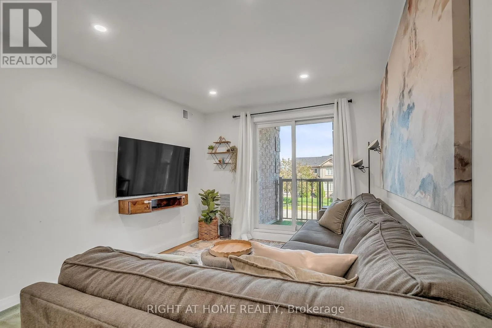2 - 70 PETRA WAY