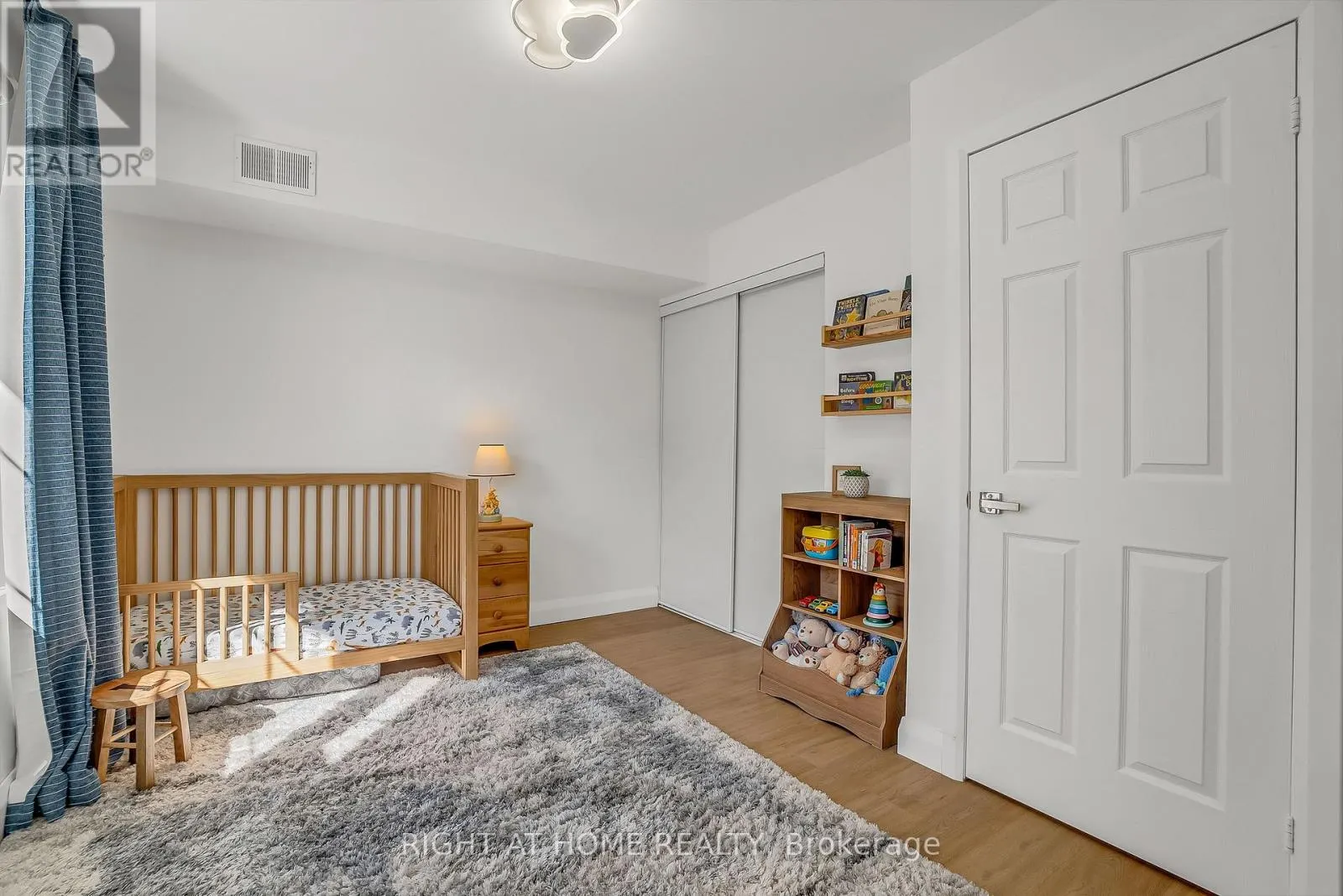 2 - 70 PETRA WAY