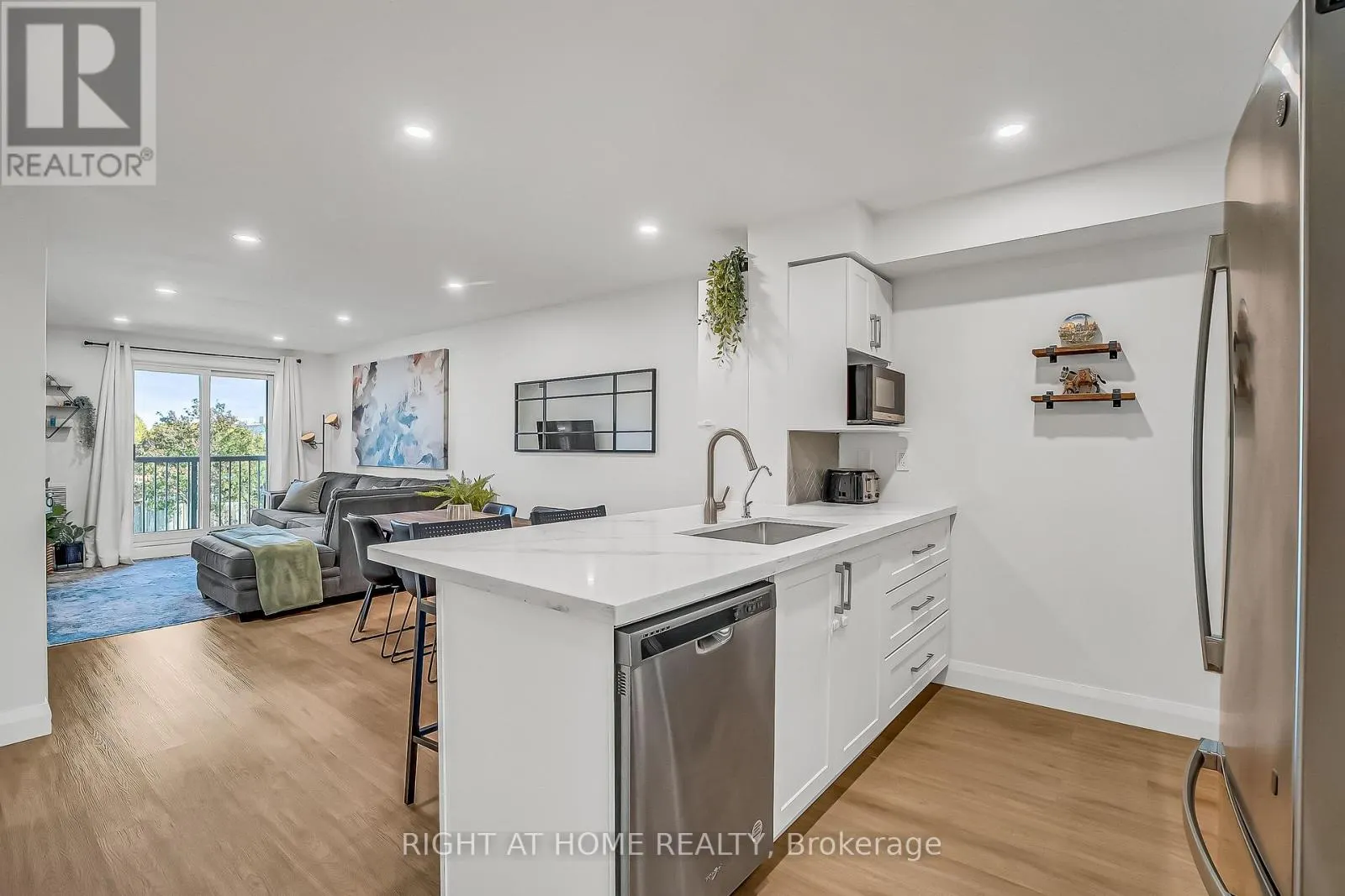 2 - 70 PETRA WAY