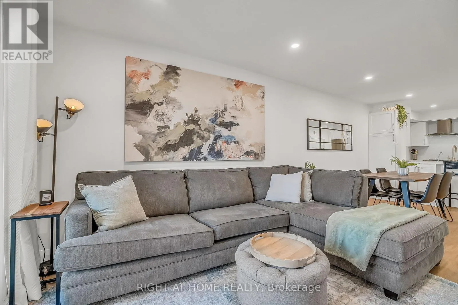 2 - 70 PETRA WAY