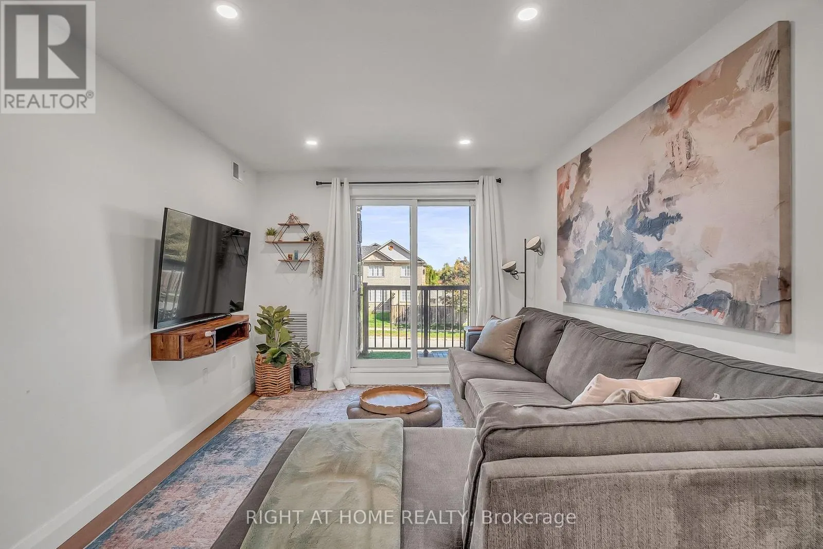 2 - 70 PETRA WAY